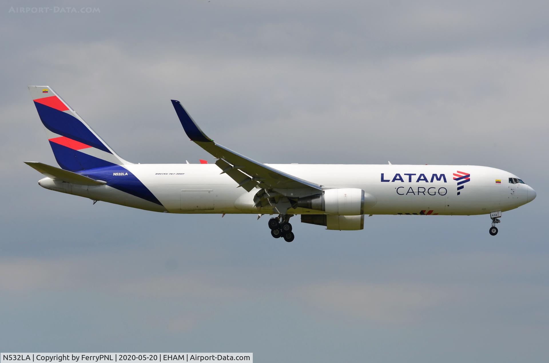 N532LA, 2000 Boeing 767-316F/ER C/N 30780, Latam B763F arriving from MIA