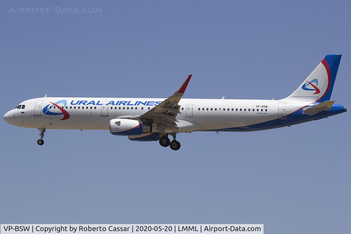 VP-BSW, 2016 Airbus A321-231 C/N 7206, Runway 31
