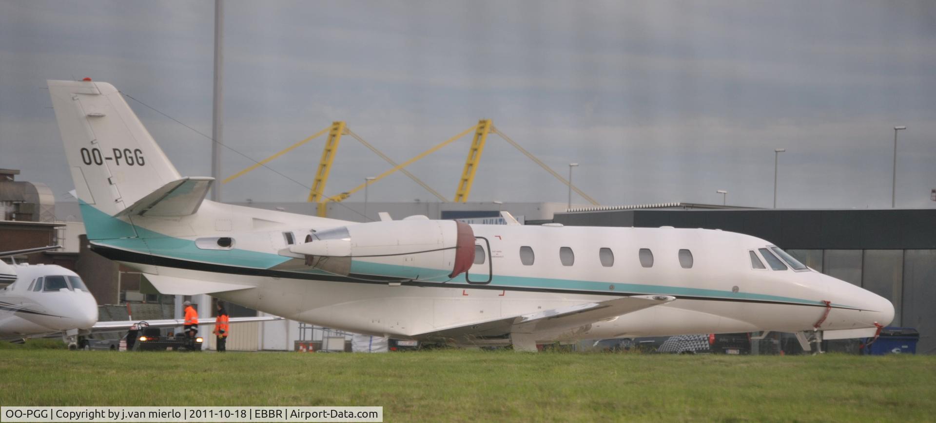 OO-PGG, 2002 Cessna 560XL Citation Excel C/N 560-5230, ABELAG apron
