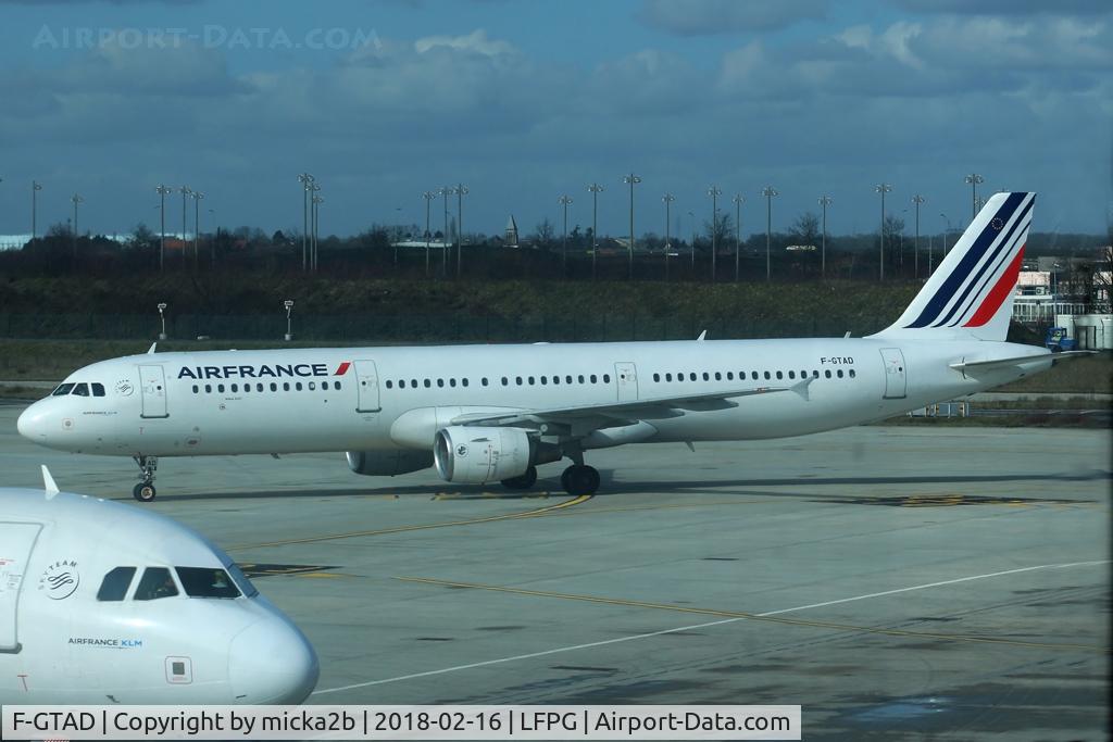 F-GTAD, 1998 Airbus A321-211 C/N 0777, Taxiing with new livery. Scrapped in february 2025.