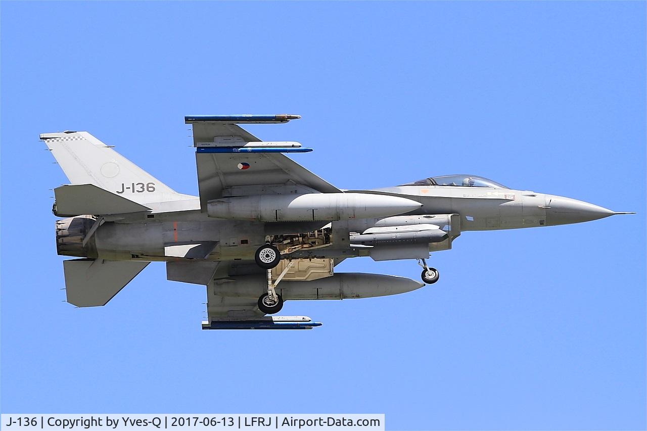 J-136, Fokker F-16AM Fighting Falcon C/N 6D-126, Fokker F-16AM Fighting Falcon, Short approach rwy 08, Landivisiau Naval Air Base (LFRJ) Tiger Meet 2017
