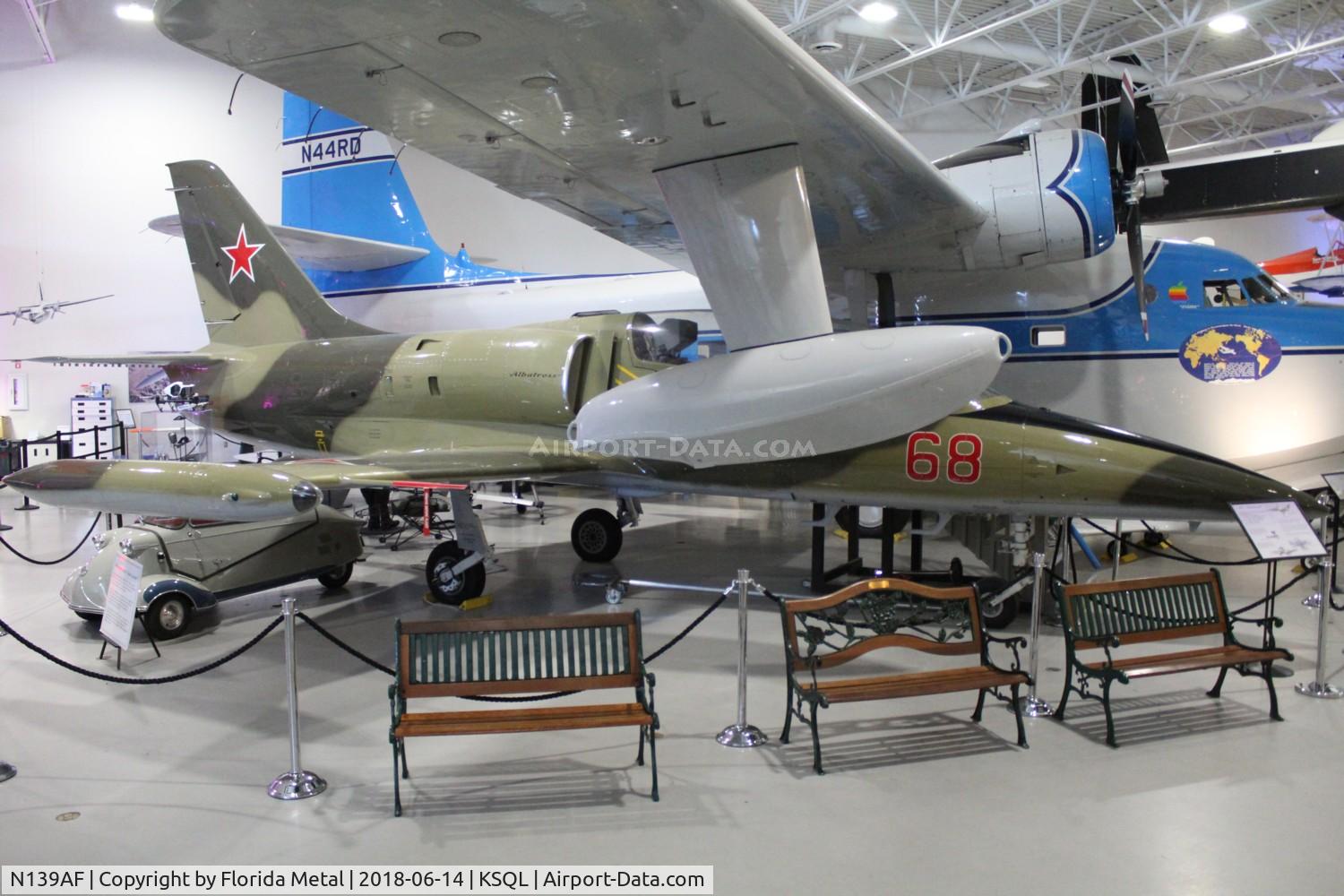 N139AF, 1985 Aero L-39C Albatros C/N 533526, Hiller Museum