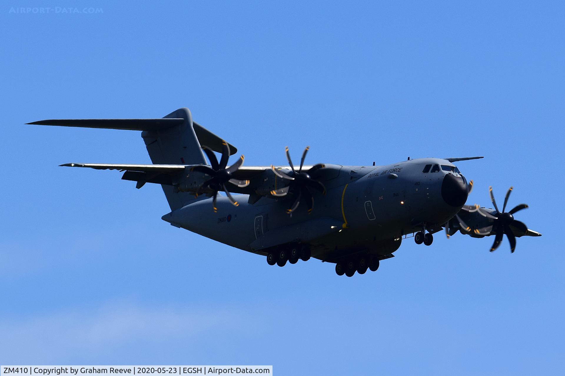 ZM410, 2016 Airbus A400M-180 Atlas C.1 C/N 038, On approach to Norwich.