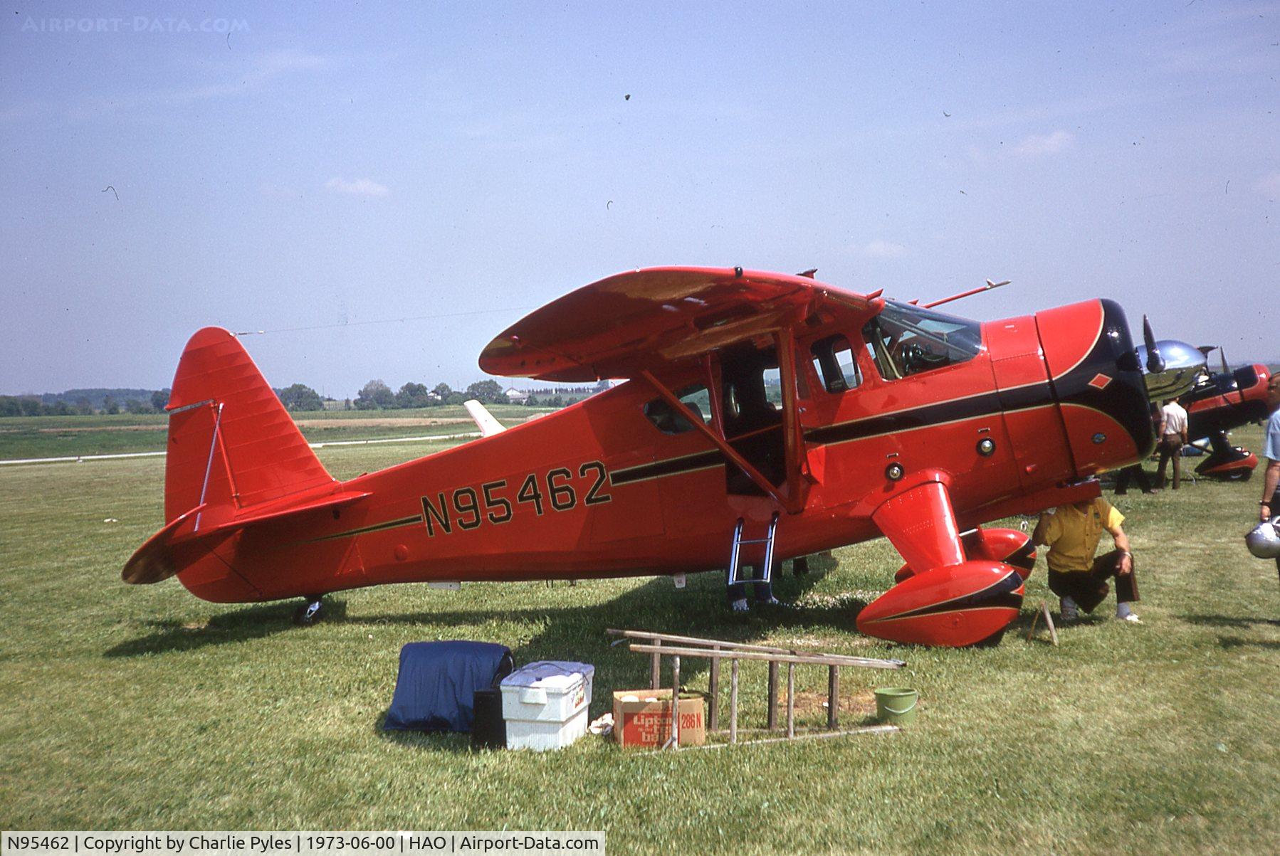 N95462, 1943 Howard Aircraft DGA-15P C/N 771, Here to visit the Wacos