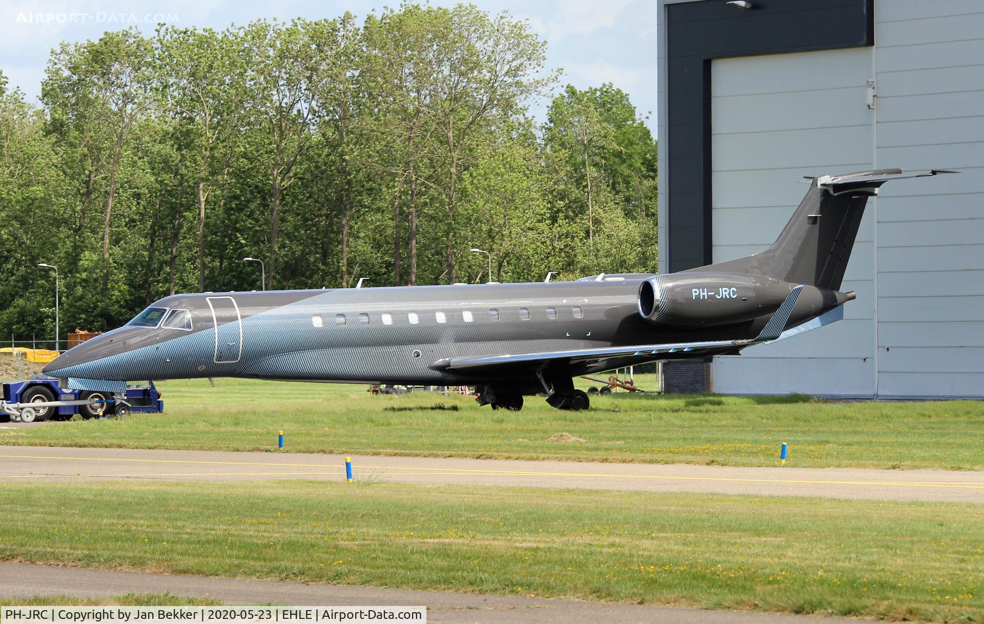 PH-JRC, 2007 Embraer ERJ-135BJ Legacy 600 C/N 14501016, After adjusting its livery by Satys at Lelystad Airport