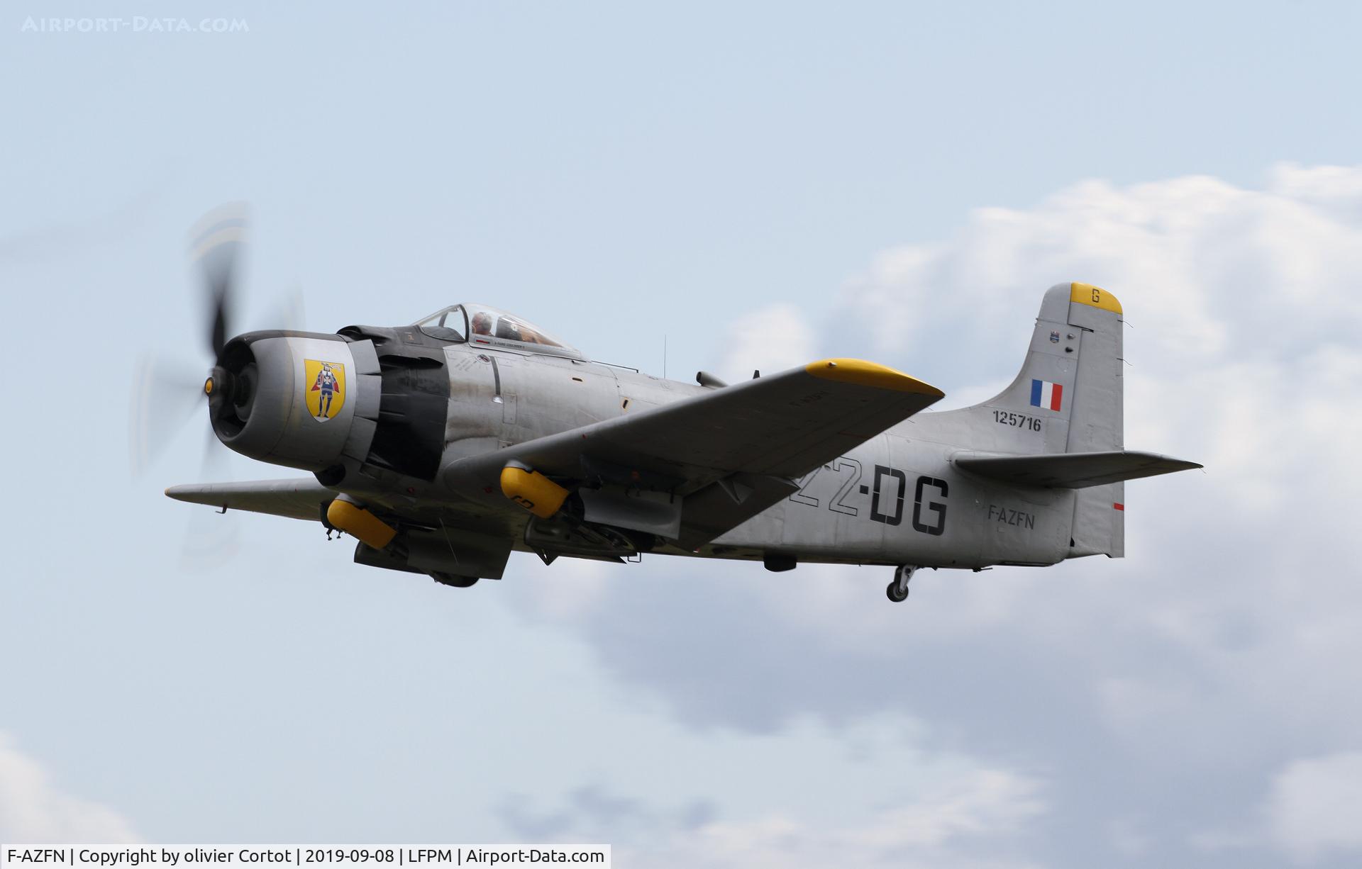 F-AZFN, Douglas AD-4N Skyraider C/N 7609, 2019 Melun airshow