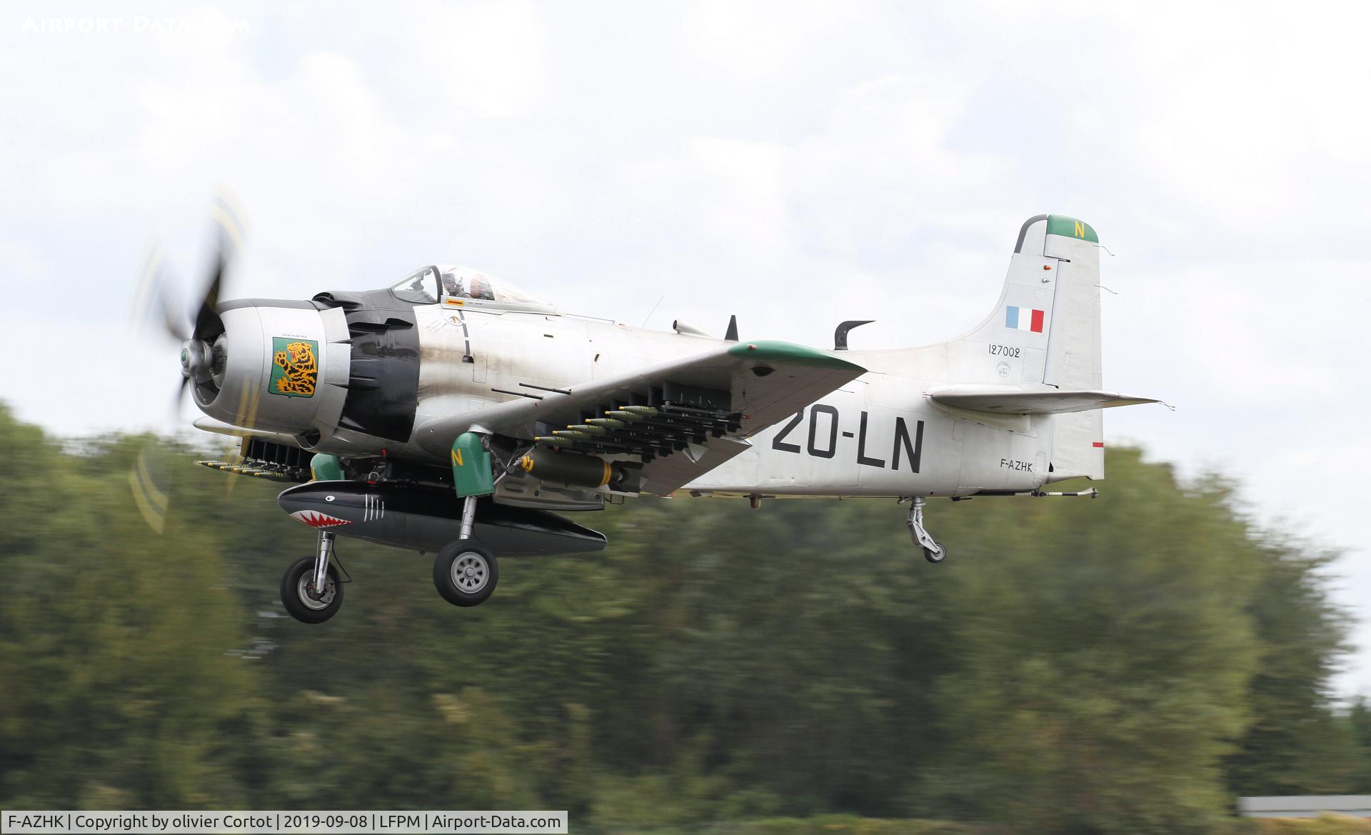 F-AZHK, Douglas AD-4N Skyraider C/N 7802, 2019 Melun airshow