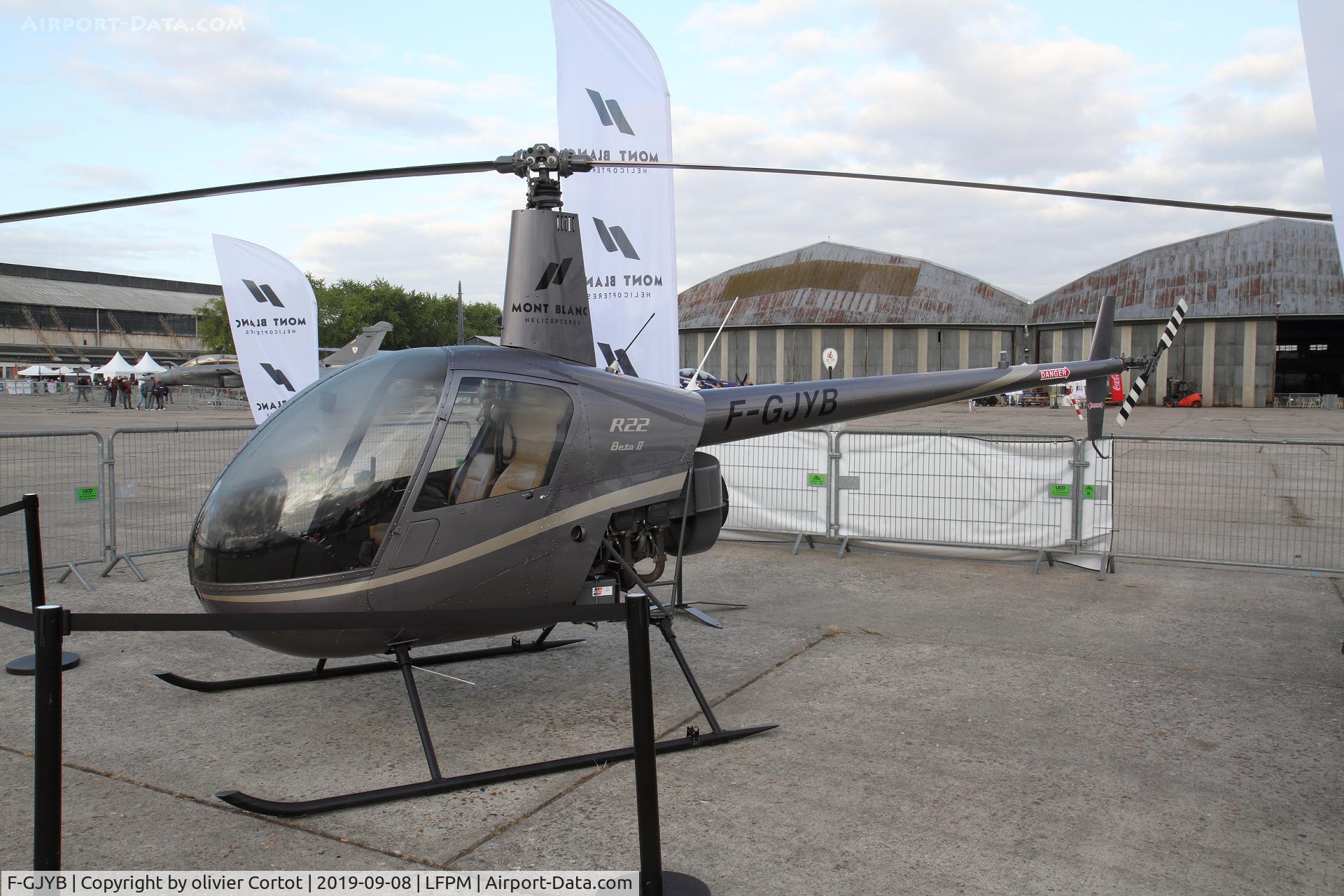 F-GJYB, Robinson R22 Beta II C/N 3021, 2019 Melun airshow