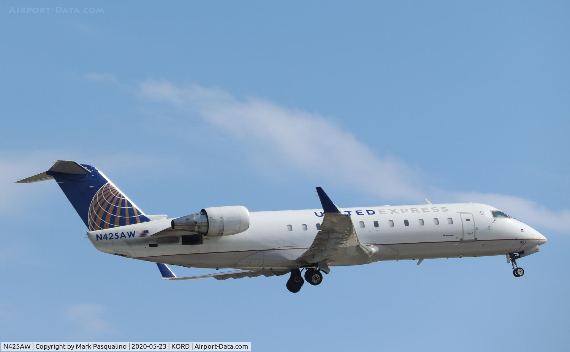 N425AW, 2002 Bombardier CRJ-200LR (CL-600-2B19) C/N 7663, CL-600-2B19
