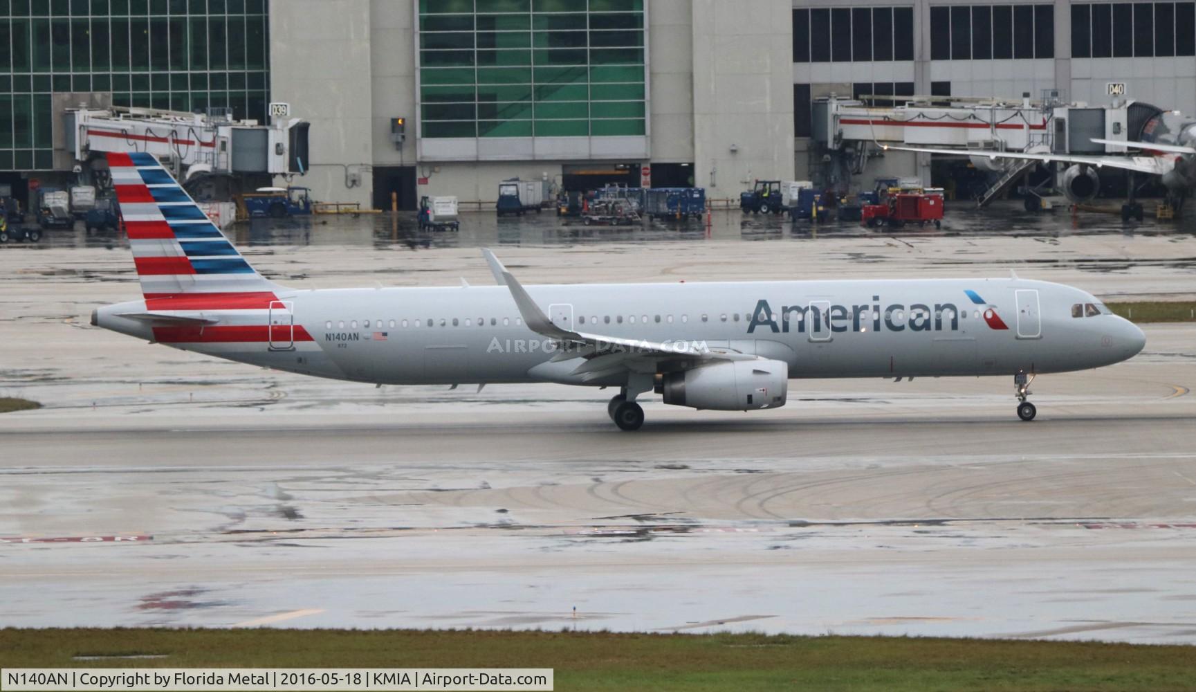 N140AN, 2015 Airbus A321-231 C/N 6667, MIA 2016