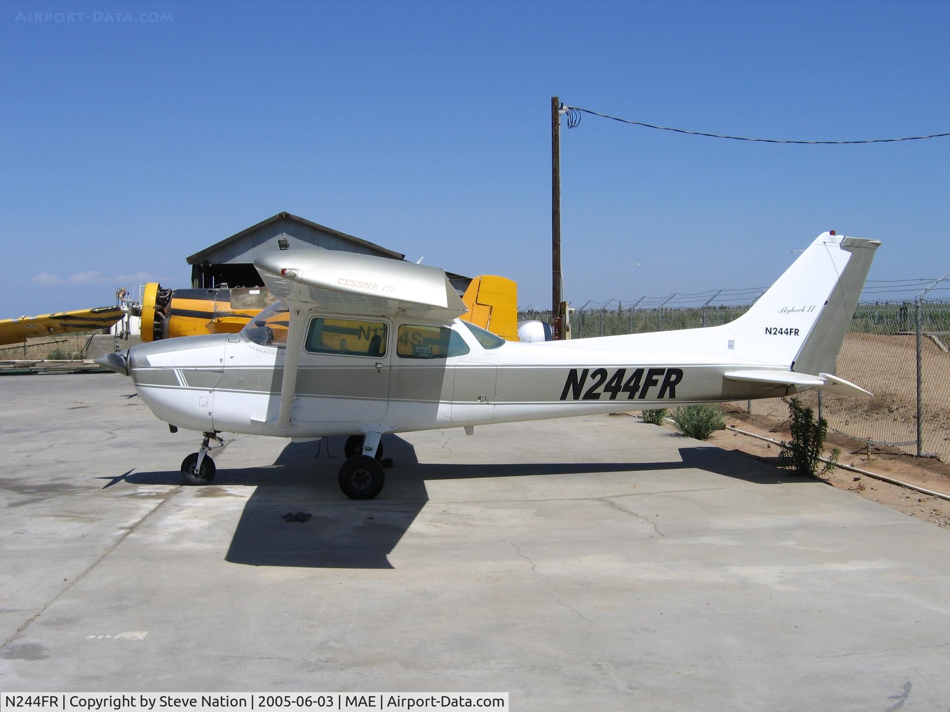 N244FR, 1978 Cessna 172N C/N 17270490, 1972 Cessna 172N at Madera, CA