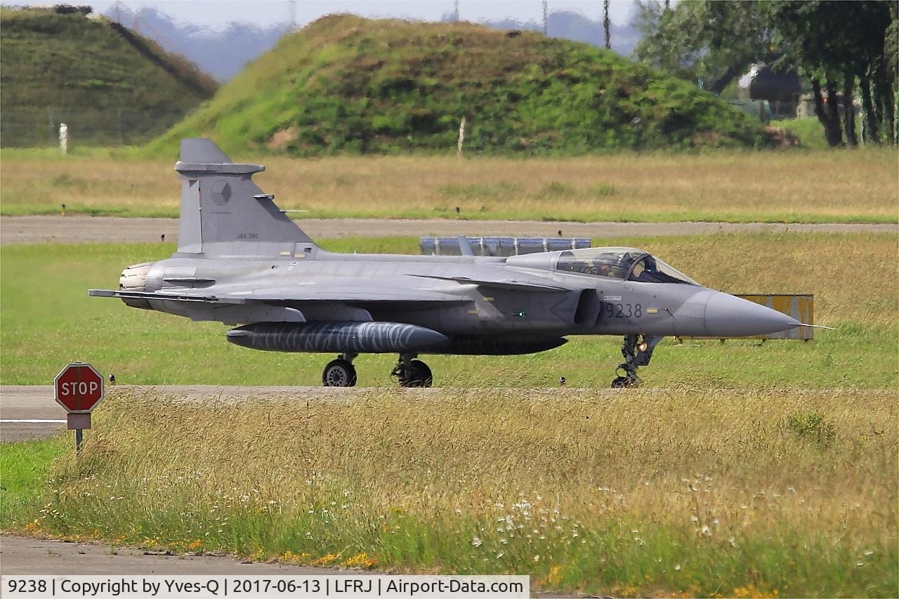 9238, Saab JAS-39C Gripen C/N 39238, Saab JAS-39C Gripen, Taxiing rwy 08, Landivisiau Naval Air Base (LFRJ) Tiger Meet 2017