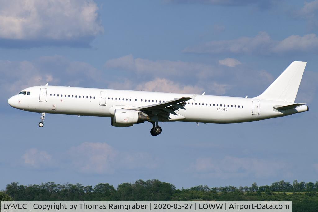 LY-VEC, 2007 Airbus A321-211 C/N 3267, Avion Express Airbus A321