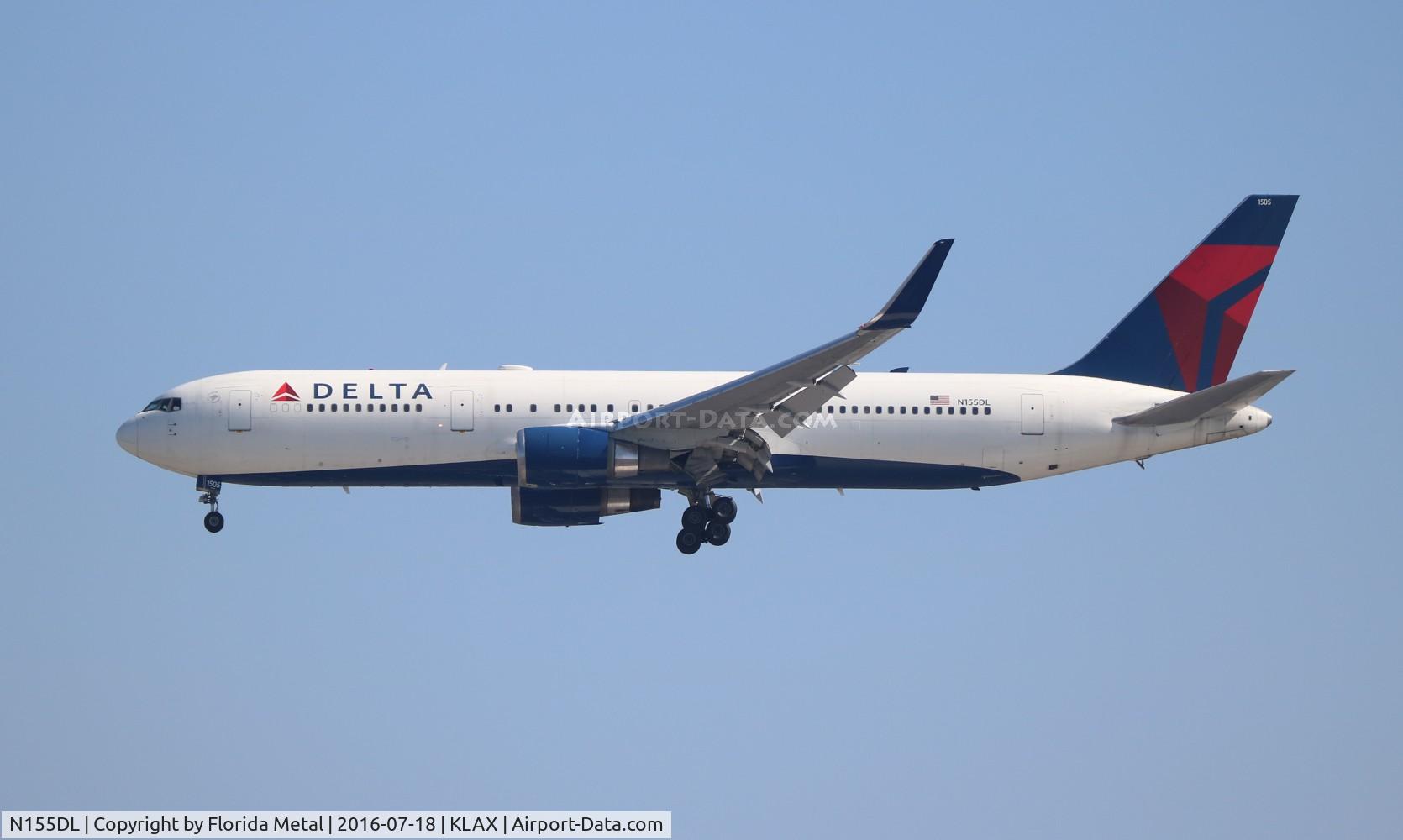 N155DL, 1991 Boeing 767-3P6 C/N 25269, LAX 2016