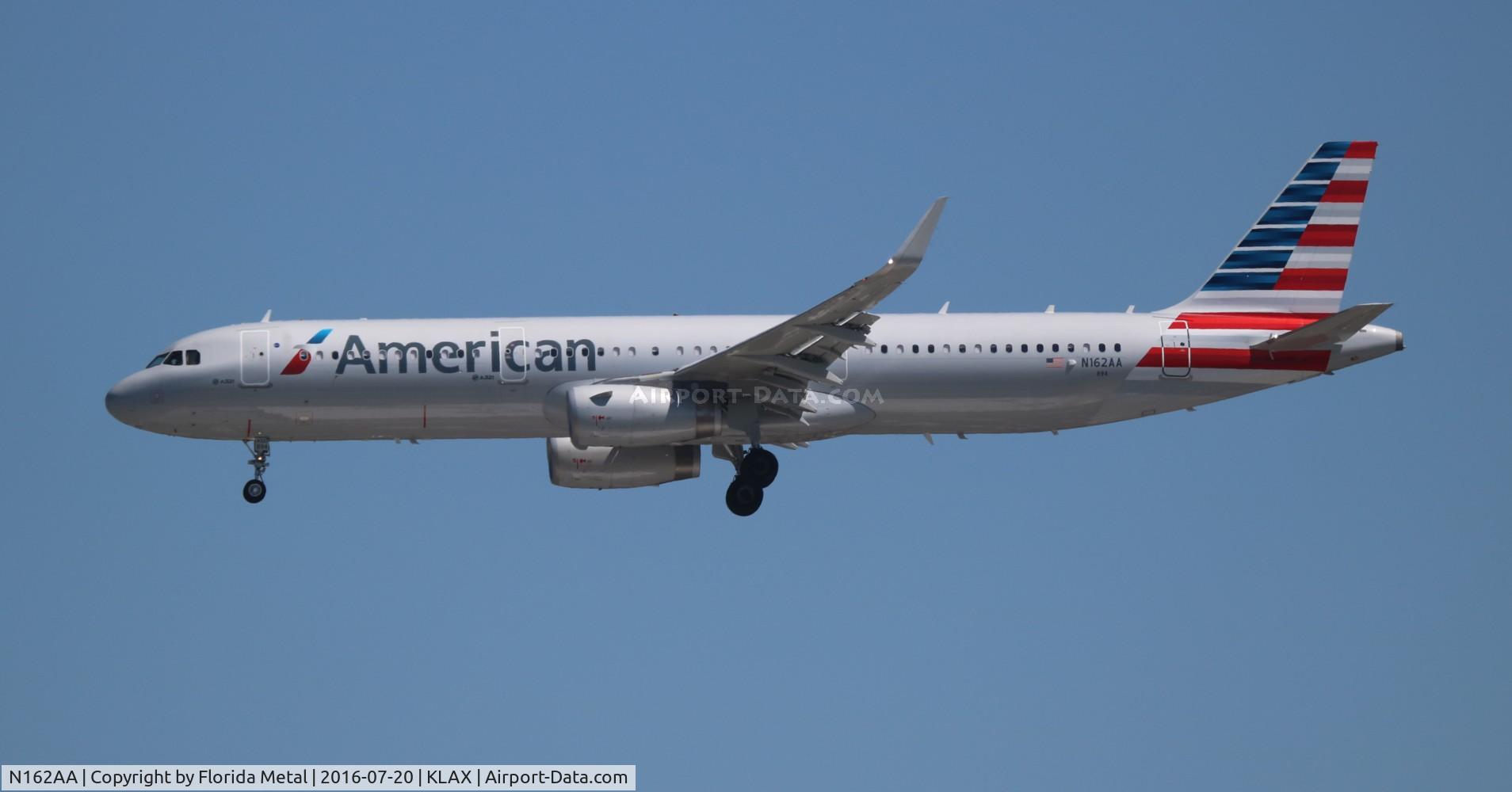 N162AA, 2016 Airbus A321-231 C/N 6621, LAX 2016
