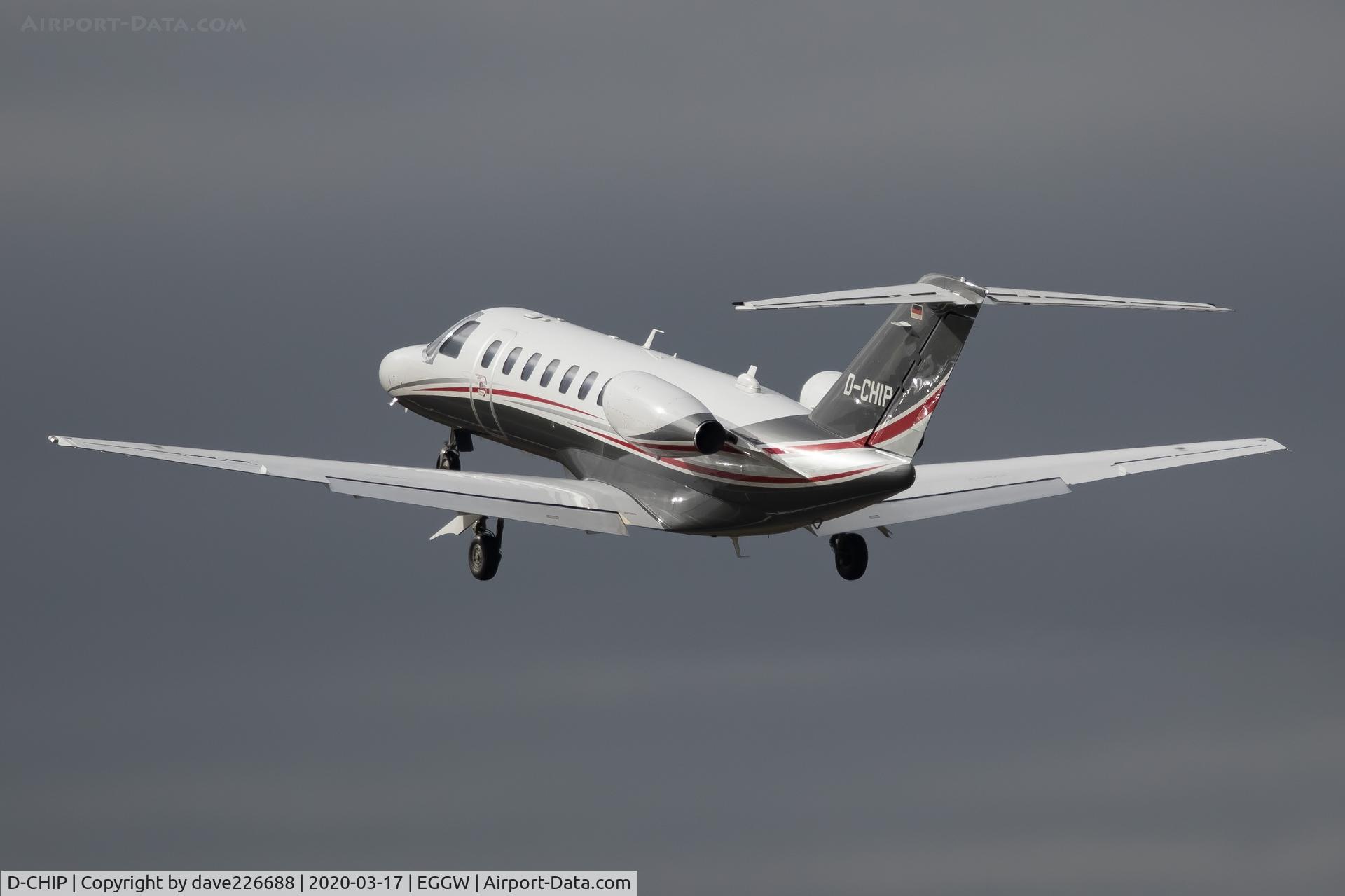 D-CHIP, 2016 Cessna 525B CitationJet CJ3+ C/N 525B-0498, Eisele Flugdienest Cessna 525B heading out of London Luton into stormy skies