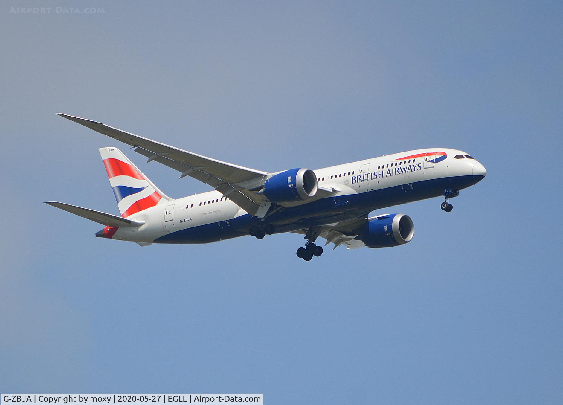 G-ZBJA, 2013 Boeing 787-8 Dreamliner C/N 38609, Boeing 787-8 Dreamliner on finals to 9R London Heathrow.