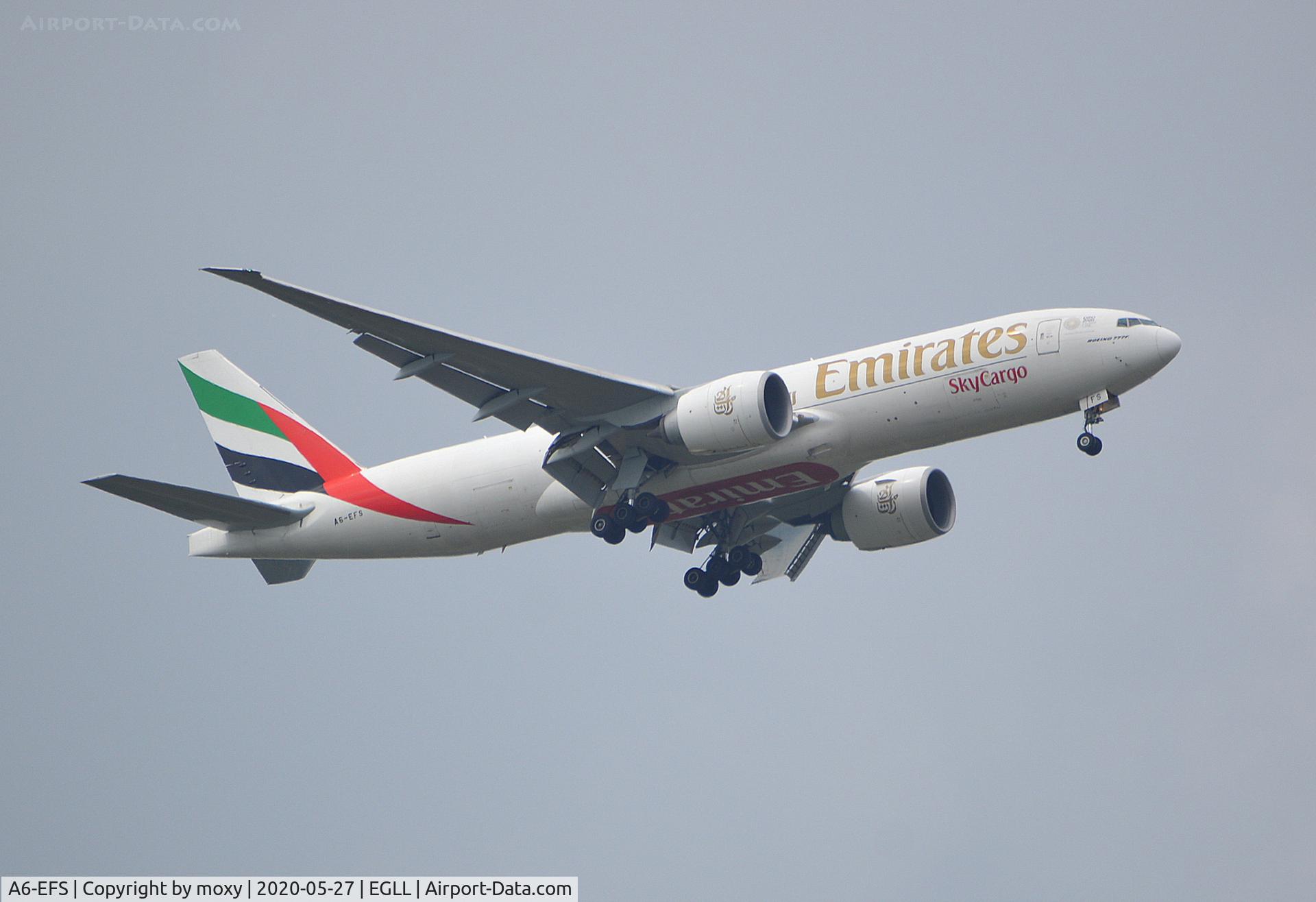 A6-EFS, 2015 Boeing 777-F1H C/N 42234, Boeing 777-F1H on finals to 9R London Heathrow.