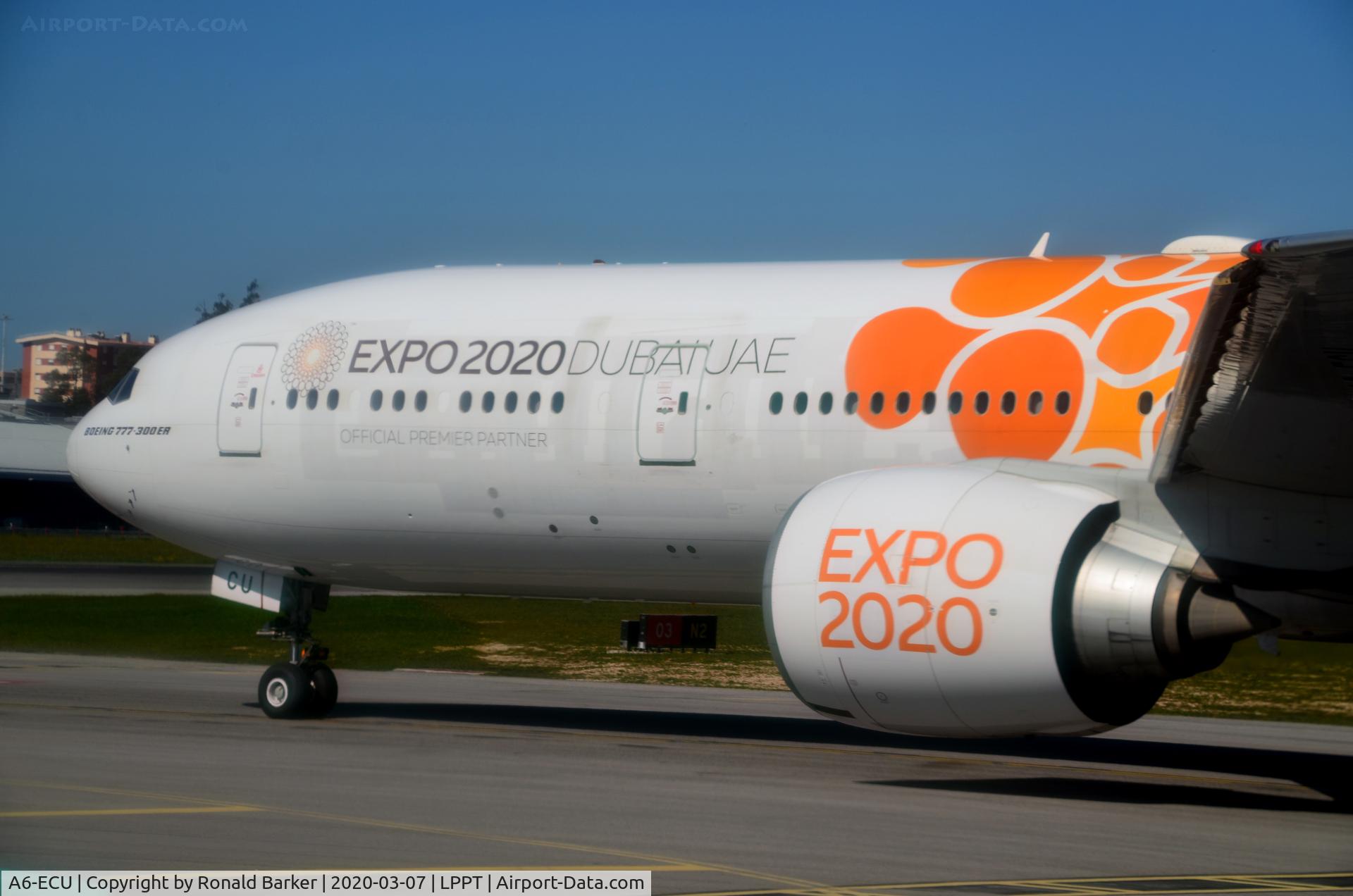 A6-ECU, 2009 Boeing 777-31H/ER C/N 35593, Taxi to parking Lisboa