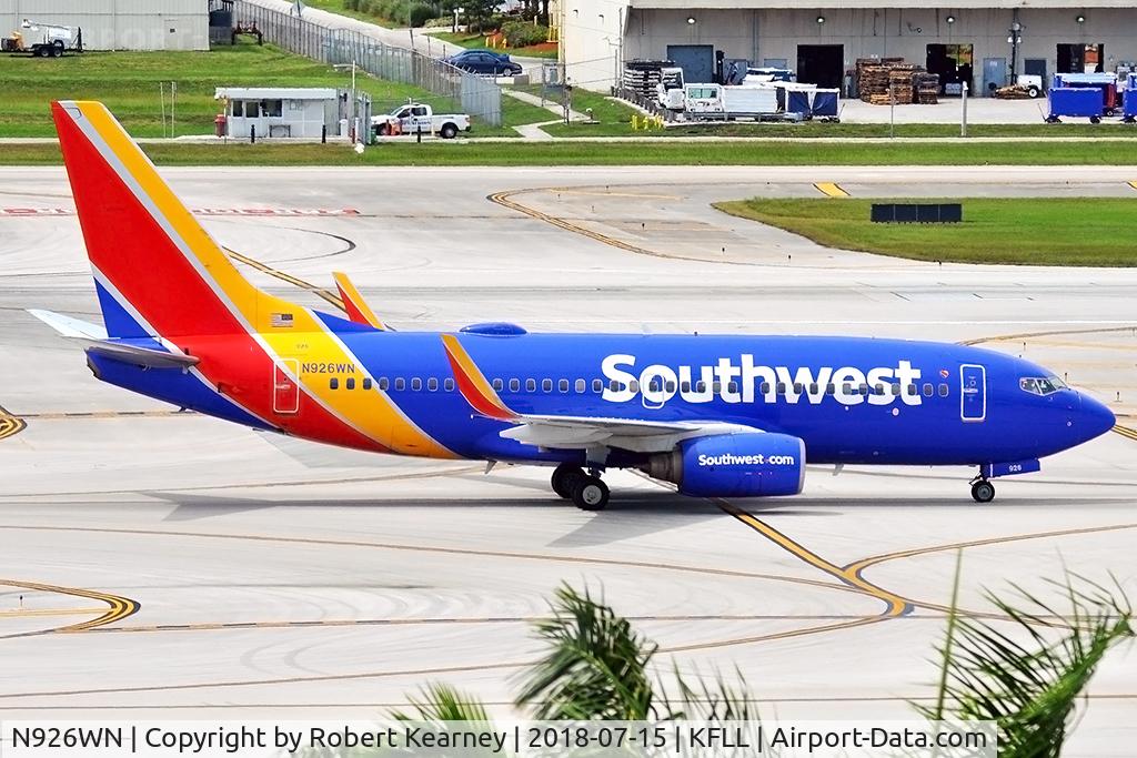 N926WN, 2008 Boeing 737-7H4 C/N 36629, Taxiing in after arrival
