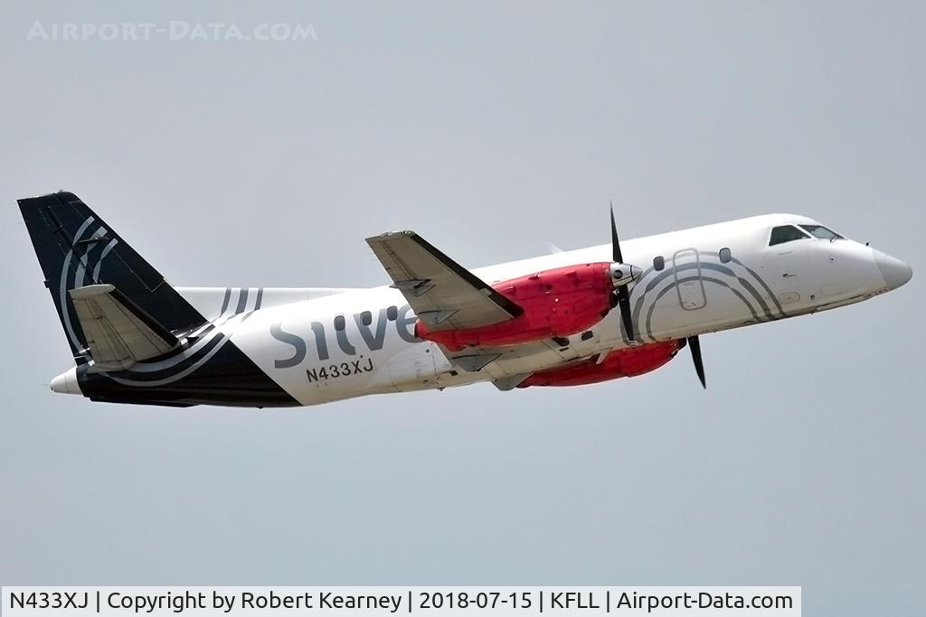 N433XJ, 1997 Saab 340B C/N 340B-433, Climbing out on departure