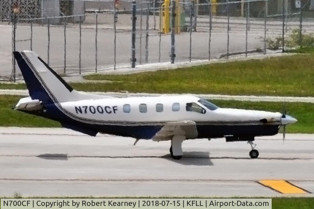 N700CF, Mooney M20J 201 C/N 243342, Taxiing in after arrival