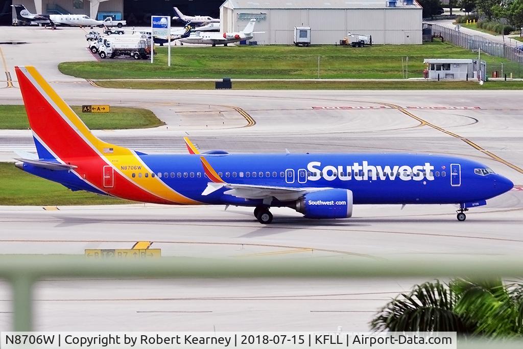 N8706W, 2017 Boeing 737-8 MAX C/N 42559, Taxiing in after arrival