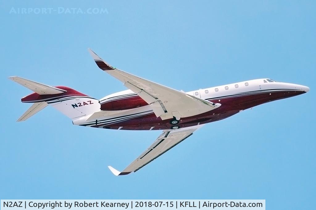 N2AZ, 2001 Cessna 750 Citation X C/N 750-0147, Climbing out on departure