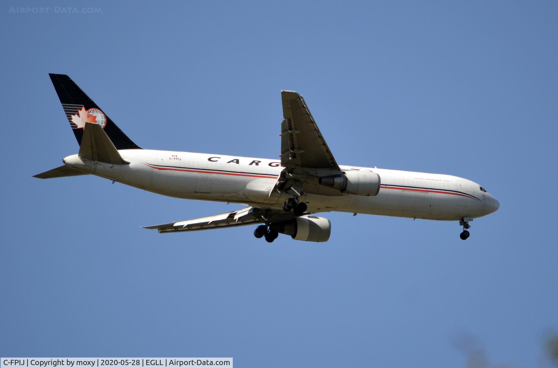 C-FPIJ, 1996 Boeing 767-33A/ER C/N 27918, Boeing 767-33A/ER on finals to 9R London Heathrow.