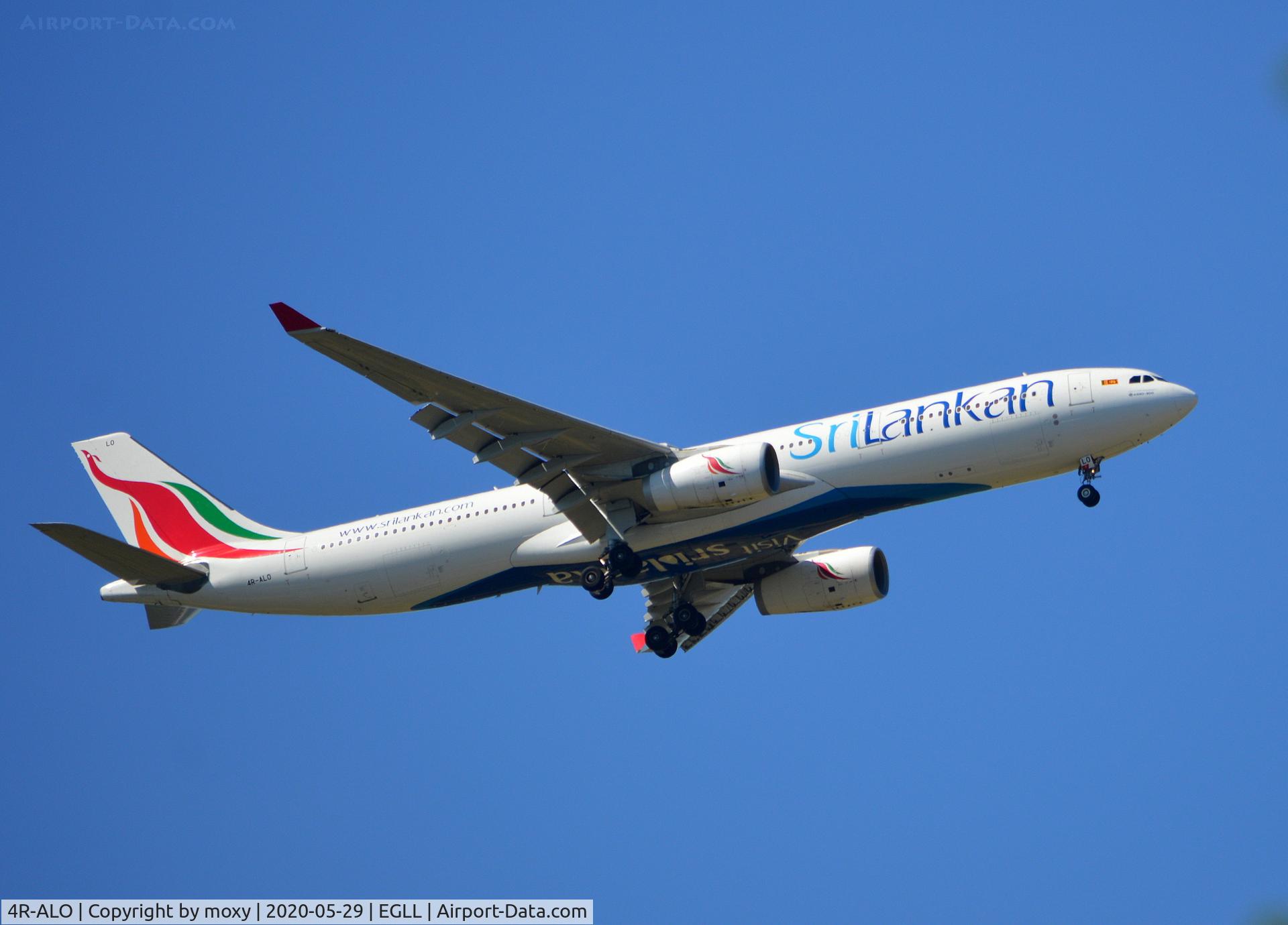 4R-ALO, 2015 Airbus A330-343 C/N 1650, Airbus A330-343 on finals to 9R London Heathrow.