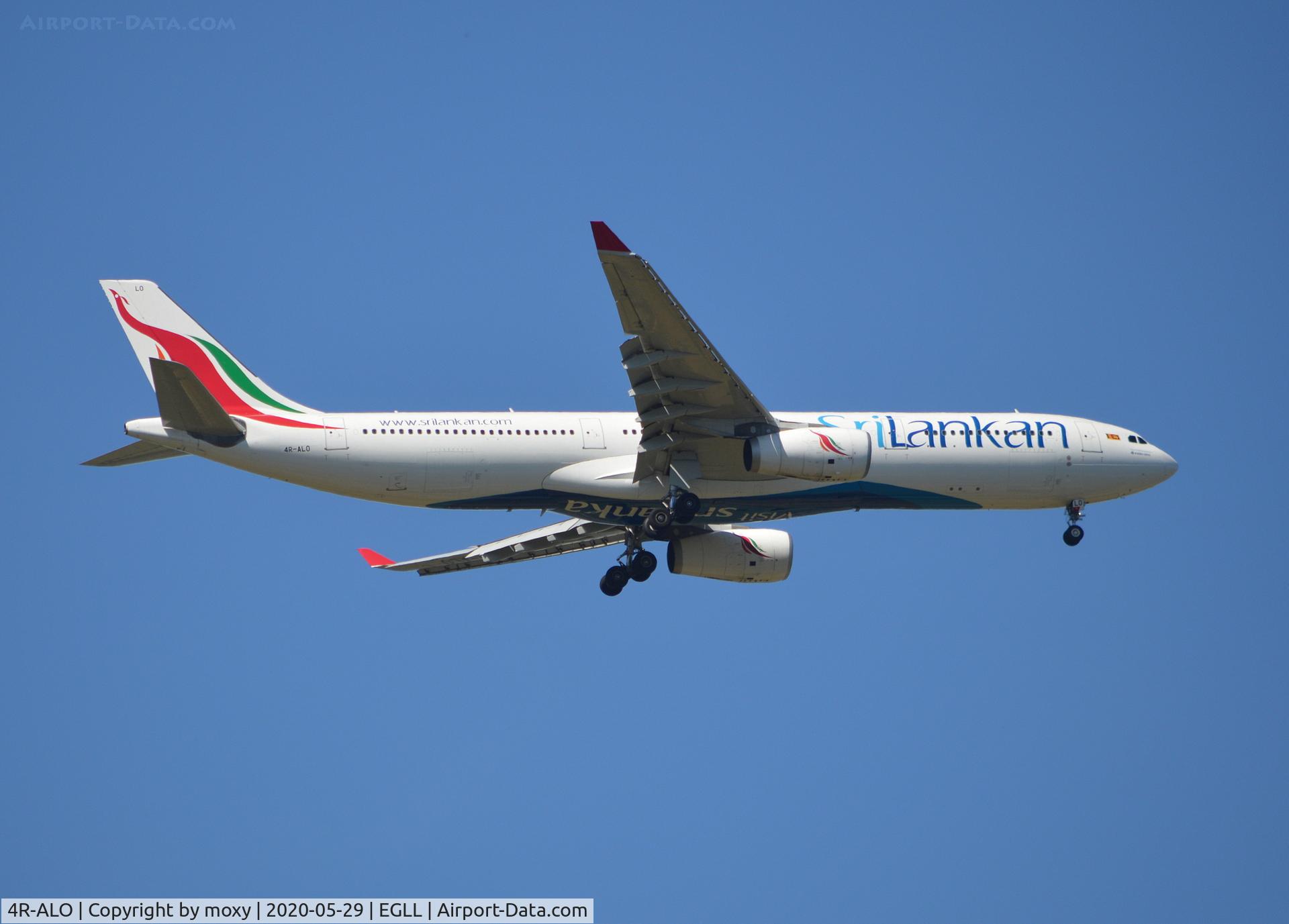4R-ALO, 2015 Airbus A330-343 C/N 1650, Airbus A330-343 on finals to 9R London Heathrow.