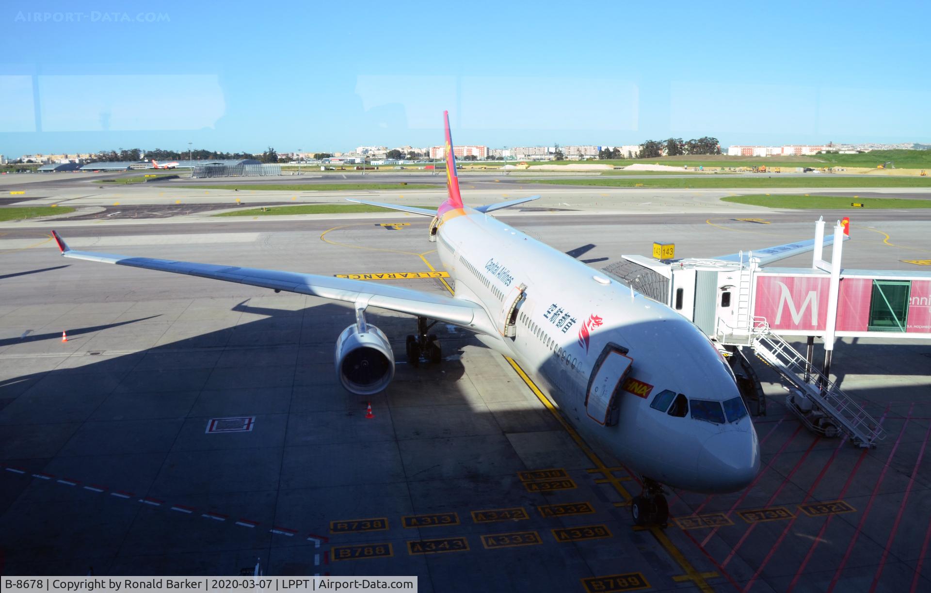 B-8678, 2016 Airbus A330-343 C/N 1753, At the gate Lisboa