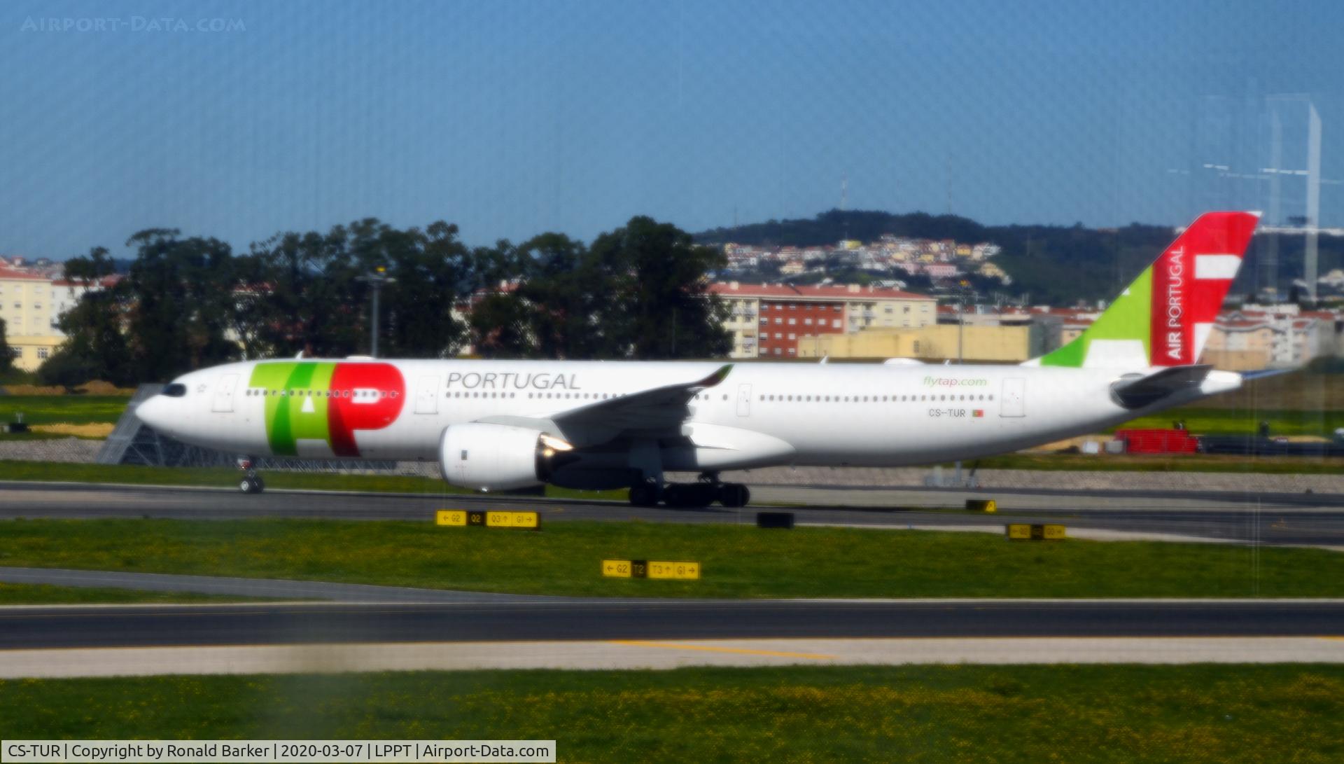 CS-TUR, 2019 Airbus A330-941N C/N 1943, Taxi Lisboa