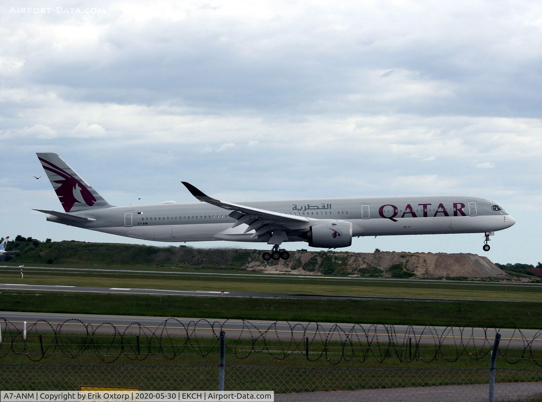 A7-ANM, 2019 Airbus A350-1041 C/N 350, A7-ANM landing rw 22R