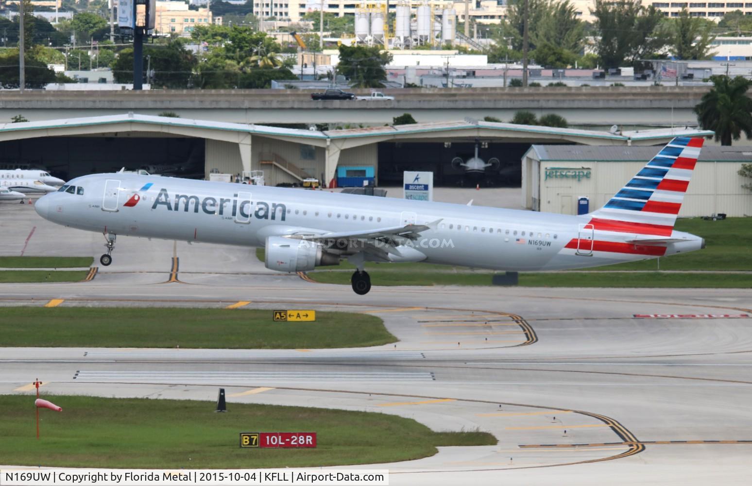 N169UW, 2001 Airbus A321-211 C/N 1455, FLL 2015