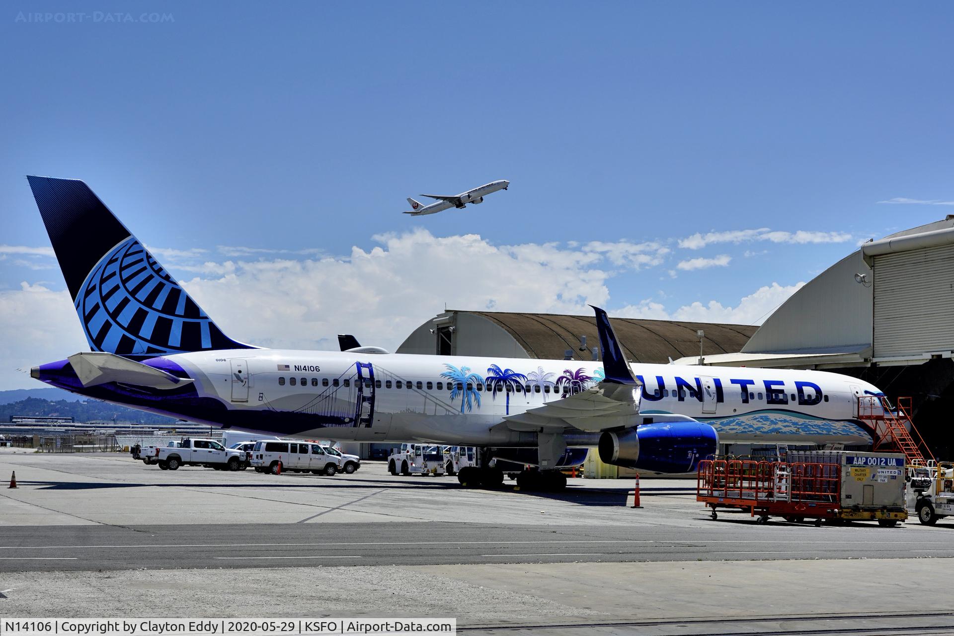 N14106, 1994 Boeing 757-224 C/N 27296, Her Art Here California Tsungwei Moo SFO 2020.