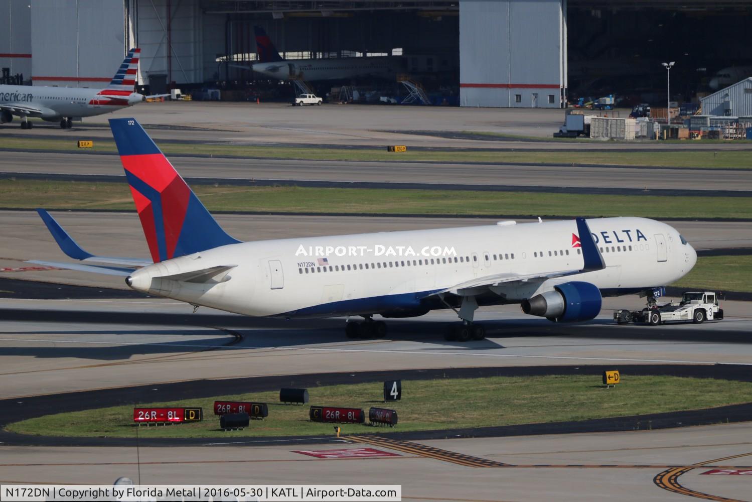 N172DN, 1990 Boeing 767-332 C/N 24775, ATL 2016