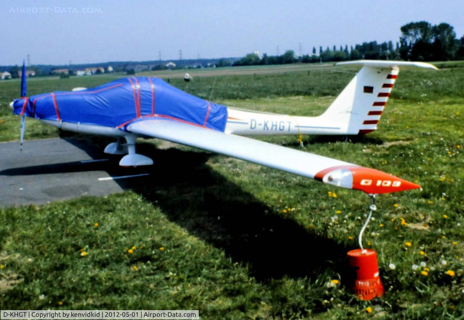 D-KHGT, Grob G.109 C/N 6087, Early 80's Germany.