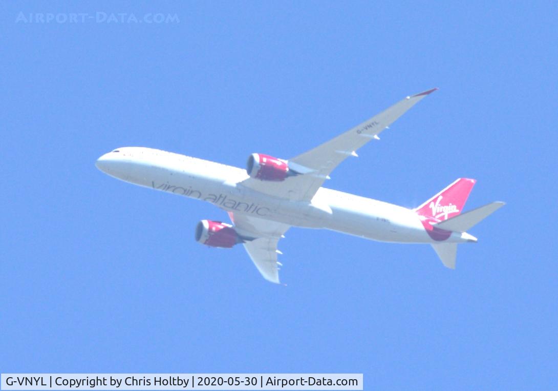 G-VNYL, 2014 Boeing 787-9 Dreamliner C/N 37981, From Heathrow over Potters Bar, Herts