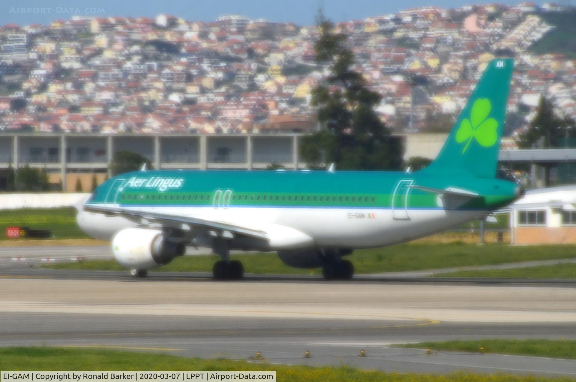 EI-GAM, 2009 Airbus A320-214 C/N 3823, Taxi Lisboa