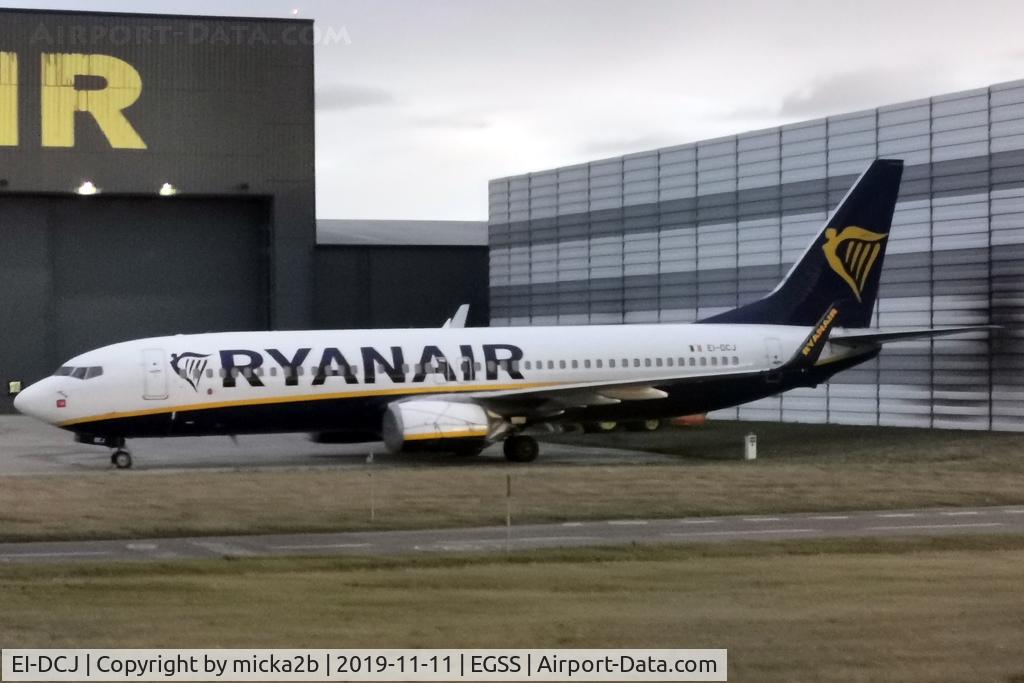 EI-DCJ, 2004 Boeing 737-8AS C/N 33564, Storage