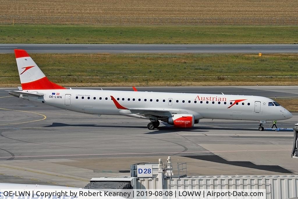 OE-LWN, 2012 Embraer 195LR (ERJ-190-200LR) C/N 19000553, Turning in to parking