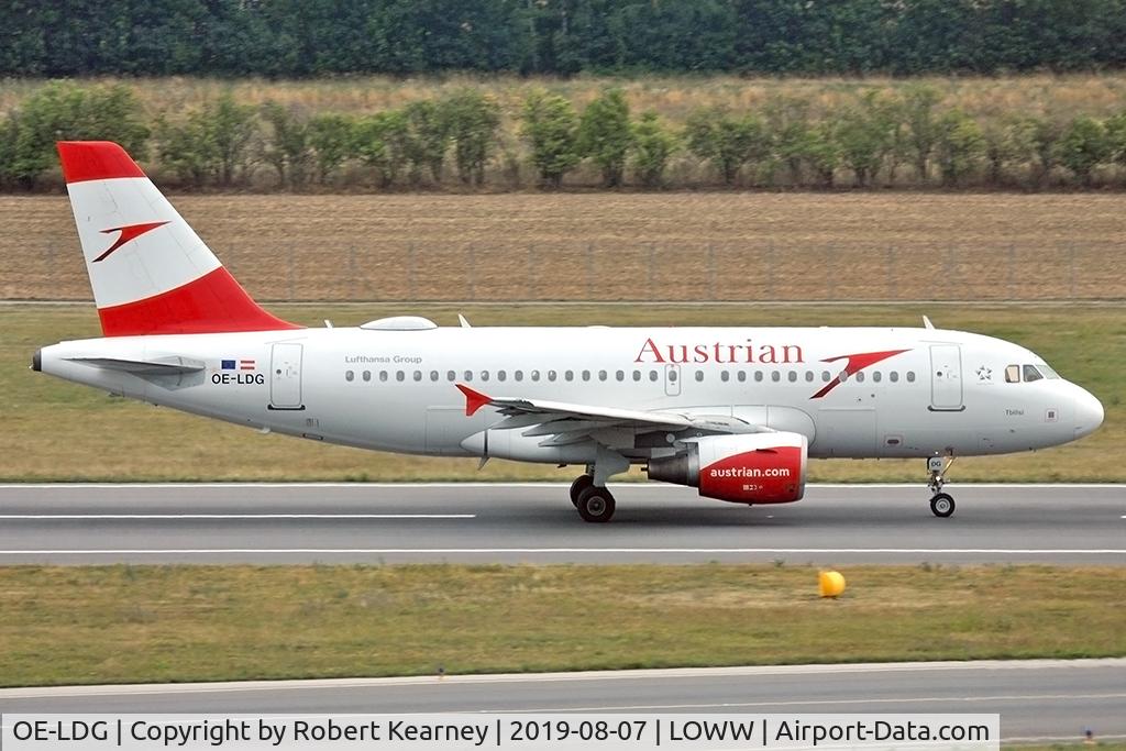OE-LDG, 2006 Airbus A319-112 C/N 2652, Rolling r/w 29