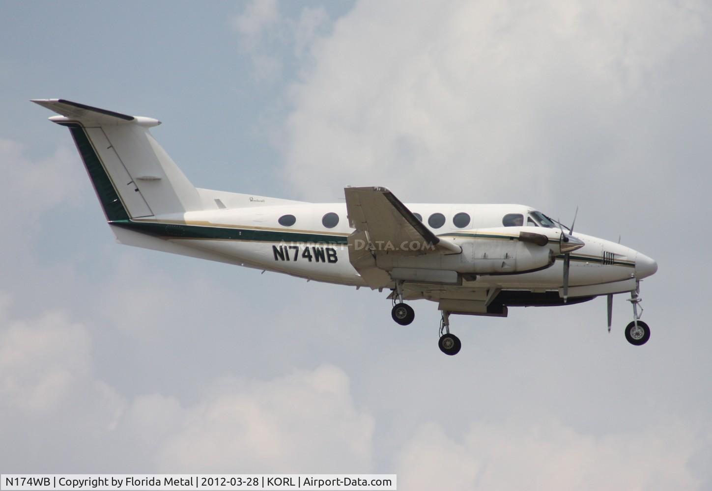 N174WB, 1981 Beech 200 C/N BB-804, ORL 2012