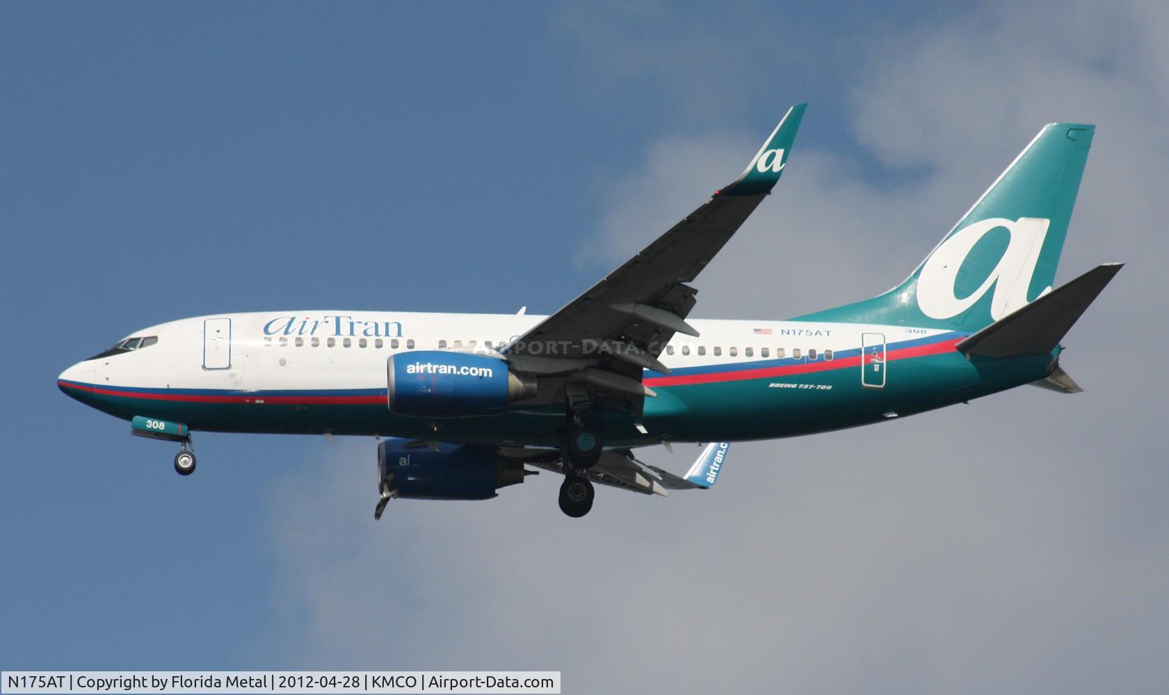 N175AT, 2004 Boeing 737-76N C/N 32652, MCO 2012