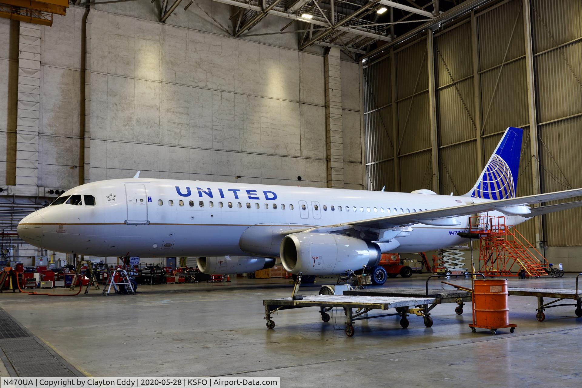 N470UA, 2001 Airbus A320-232 C/N 1427, SFO 2020.