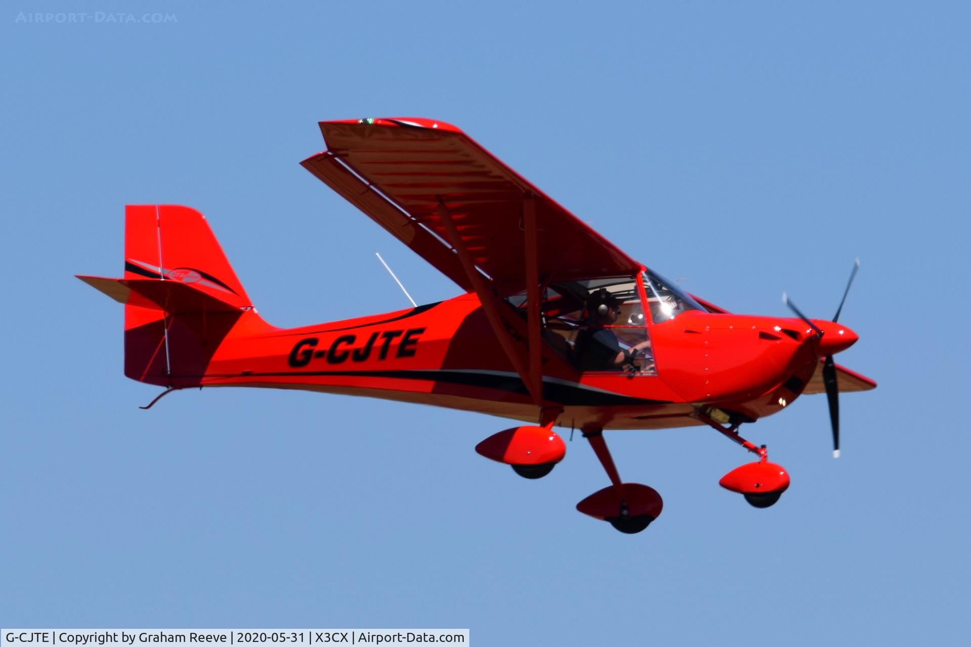 G-CJTE, 2017 Aeropro Eurofox 3K C/N 50917, Landing at Northrepps.
