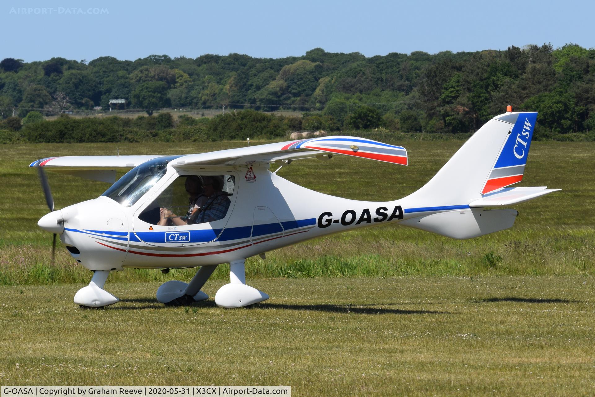 G-OASA, 2009 Flight Design CTSW C/N 8497, Just landed at Northrepss.