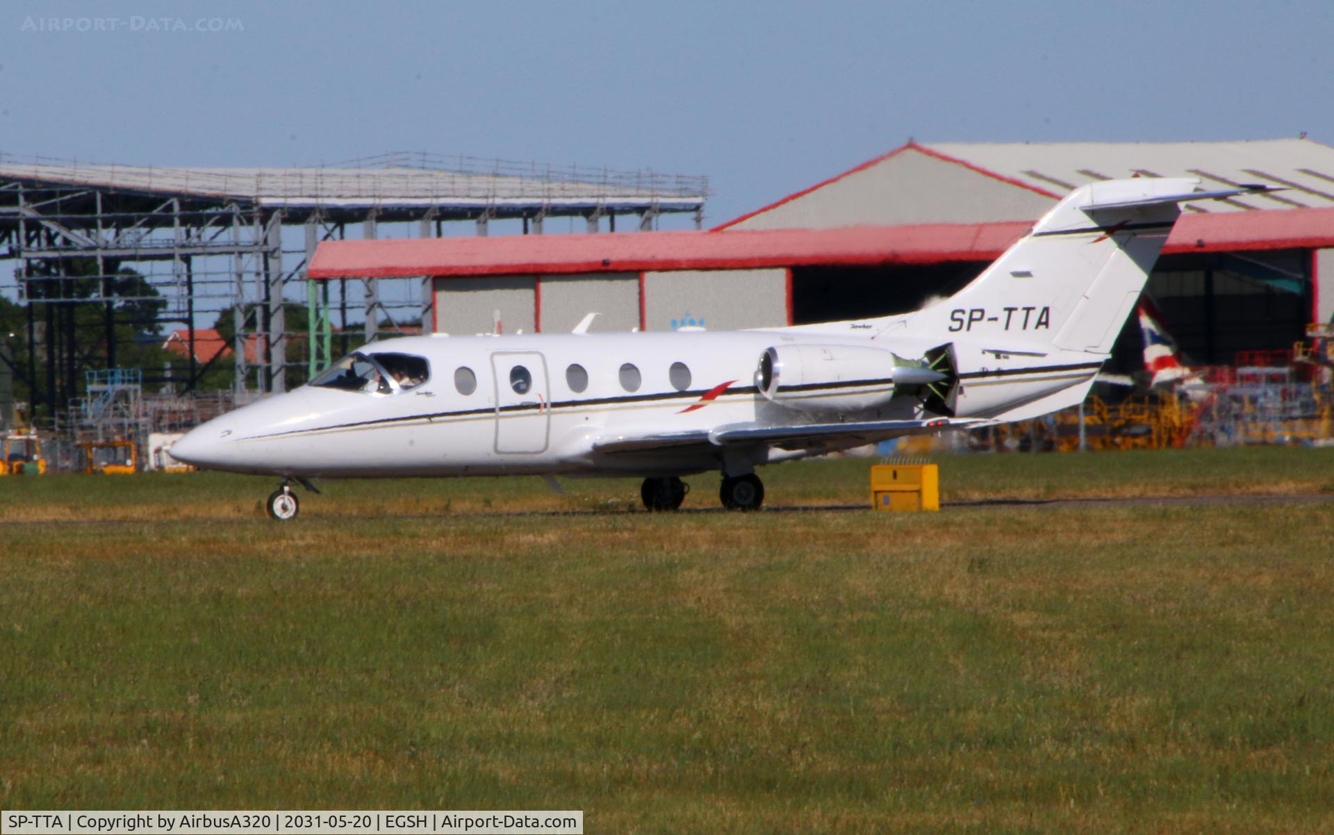 SP-TTA, 2010 Hawker Beechcraft 400A Beechjet C/N RK-598, Departing Norwich