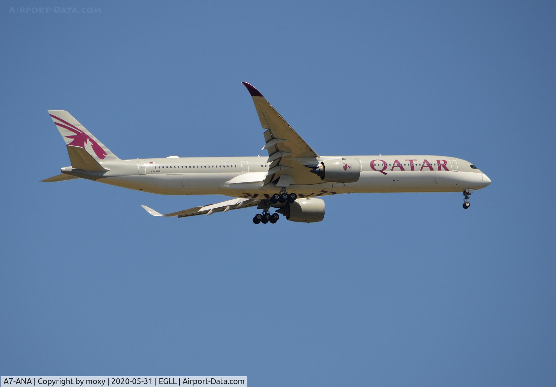 A7-ANA, 2017 Airbus A350-1041 C/N 088, Airbus A350-1041 on finals to 9R London Heathrow.